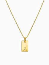 Buchstaben Halskette Square mit eckigem graviertem Anhänger in Gold